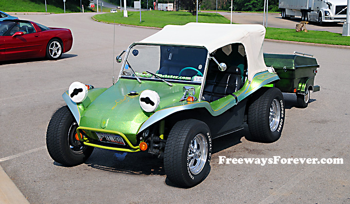 Dune buggy meister painted to look like Kermit the Frog